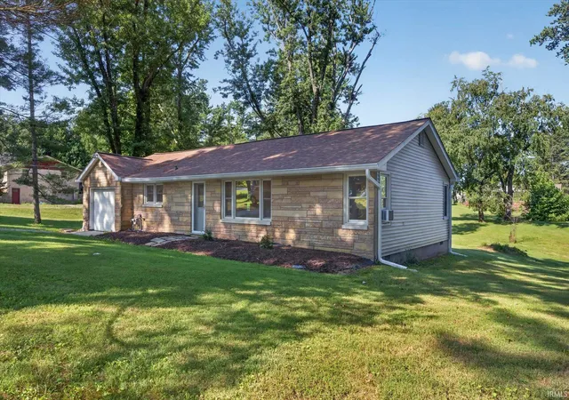 Photo 3 of Manufactured home for sale at 4540 S Old State Rd 37, Bloomington, IN 47401 | MLS# 202632219 | Listing updated on 2026-08-19