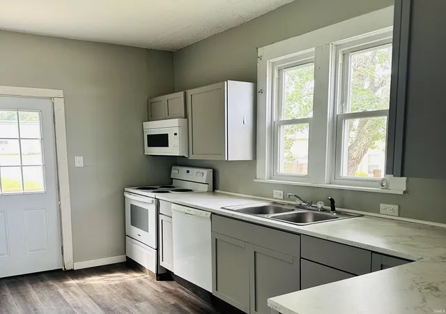 Photo 4 of Manufactured home for sale at 1810 28th Street, Bedford, IN 47421 | MLS# 202632222 | Listing updated on 2026-09-08