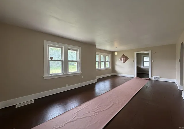 Photo 3 of Manufactured home for sale at 1233 N Meade St, South Bend, IN 46628 | MLS# 202632224 | Listing updated on 2026-10-09