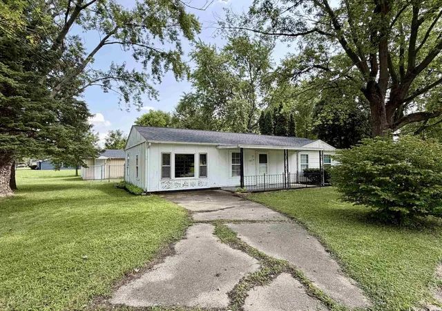 Photo 16 of Manufactured home for sale at 1403 S Miller Ave, Marion, IN 46953 | MLS# 202632269 | Listing updated on 2026-08-31