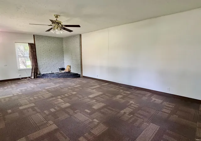 Photo 3 of Manufactured home for sale at 1403 S Miller Ave, Marion, IN 46953 | MLS# 202632269 | Listing updated on 2026-08-31