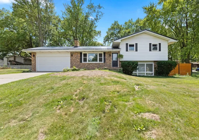 Photo 1 of Manufactured home for sale at 23674 Broadway Blvd, Elkhart, IN 46516 | MLS# 202632283 | Listing updated on 2026-09-16