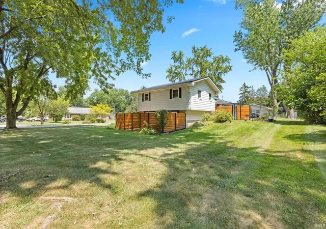 Photo 2 of Manufactured home for sale at 23674 Broadway Blvd, Elkhart, IN 46516 | MLS# 202632283 | Listing updated on 2026-09-16