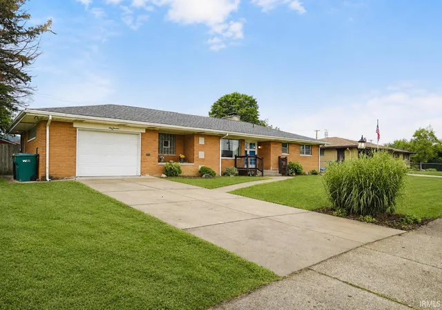 Photo 3 of Manufactured home for sale at 619 W 13th Street, Mishawaka, IN 46544 | MLS# 202632288 | Listing updated on 2026-09-08