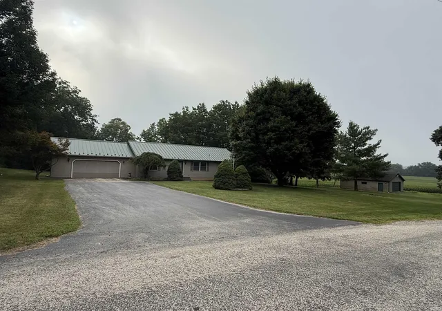 Photo 1 of Manufactured home for sale at 372 N 300 West, Columbia City, IN 46725 | MLS# 202632312 | Listing updated on 2026-08-08