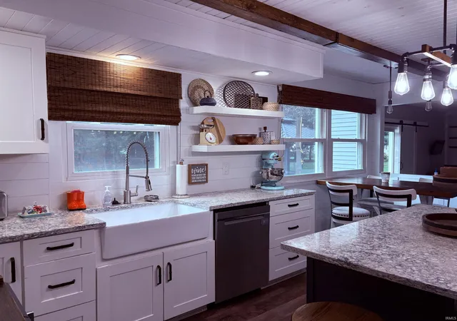 Photo 4 of Manufactured home for sale at 51530 Creekside Dr, Granger, IN 46530 | MLS# 202632313 | Listing updated on 2026-09-08