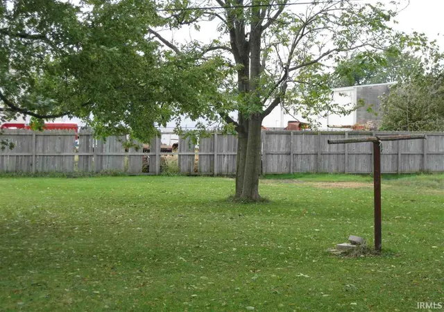 Photo 4 of Manufactured home for sale at 1221 Adams St, Decatur, IN 46733 | MLS# 202632316 | Listing updated on 2026-09-30