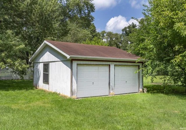 Photo 2 of Sale Pending at 52035 County Rd 9, Elkhart, IN 46514 | MLS# 202632325 | Listing updated on 2026-09-08