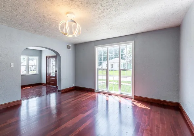Photo 4 of Manufactured home for sale at 315 E Gilmore St, Angola, IN 46703 | MLS# 202632334 | Listing updated on 2026-10-03