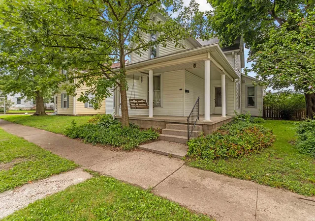 Photo 1 of Sale Pending at 743 S Webster St, Kokomo, IN 46901 | MLS# 202632335 | Listing updated on 2026-09-11