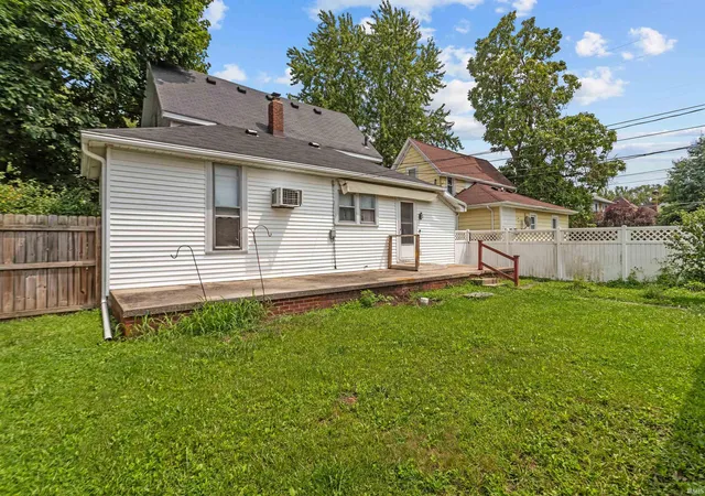 Photo 3 of Sale Pending at 743 S Webster St, Kokomo, IN 46901 | MLS# 202632335 | Listing updated on 2026-10-01