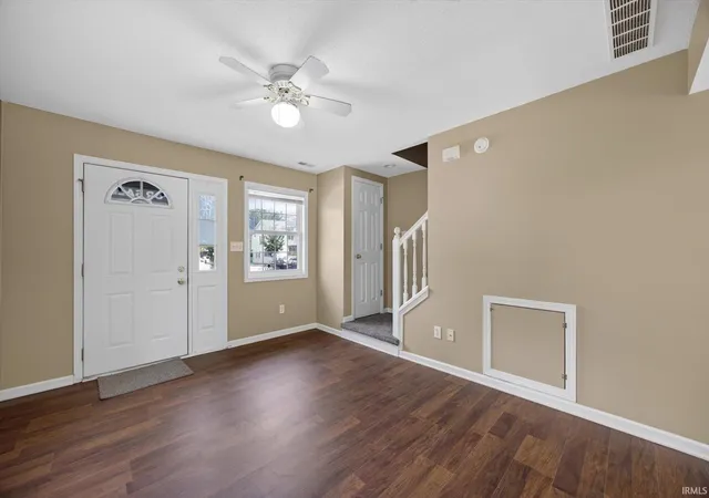 Photo 3 of Condo for sale at 3350 S Oaklawn Cir, Bloomington, IN 47401 | MLS# 202632338 | Listing updated on 2026-09-23