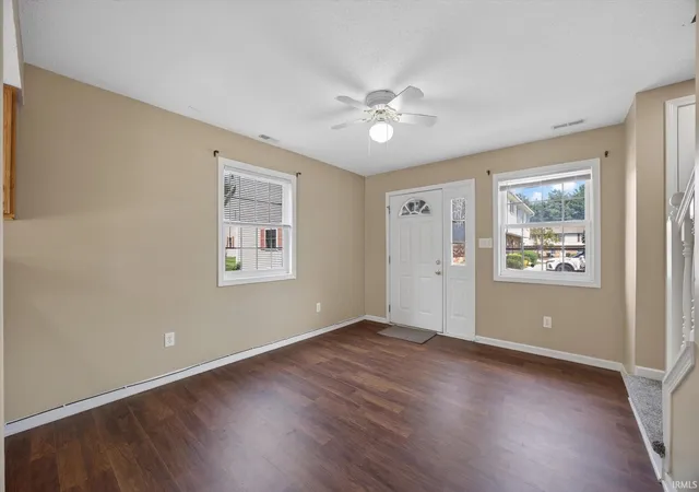 Photo 4 of Condo for sale at 3350 S Oaklawn Cir, Bloomington, IN 47401 | MLS# 202632338 | Listing updated on 2026-09-23