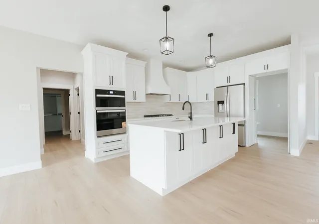 Photo 3 of Sale Pending at 6088 Ashford Dr, Newburgh, IN 47630 | MLS# 202632340 | Listing updated on 2026-09-21