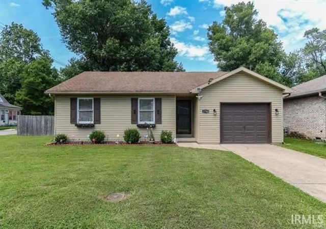 Photo 1 of Sale Pending at 1700 Zoar Ave, Evansville, IN 47714 | MLS# 202632351 | Listing updated on 2026-08-28