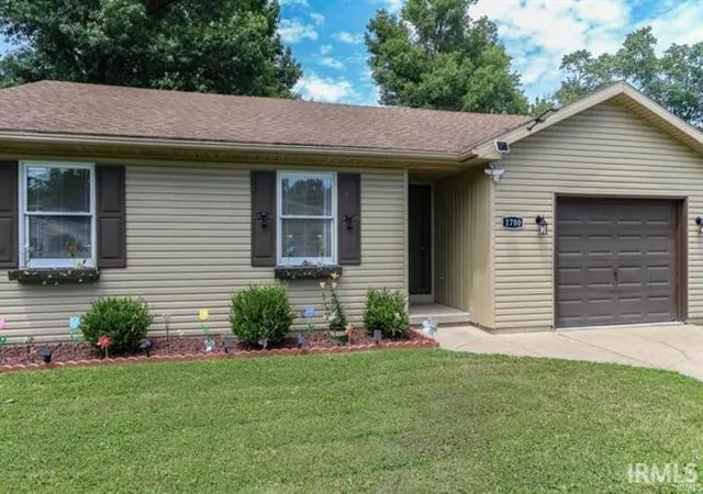Photo 2 of Sale Pending at 1700 Zoar Ave, Evansville, IN 47714 | MLS# 202632351 | Listing updated on 2026-08-28