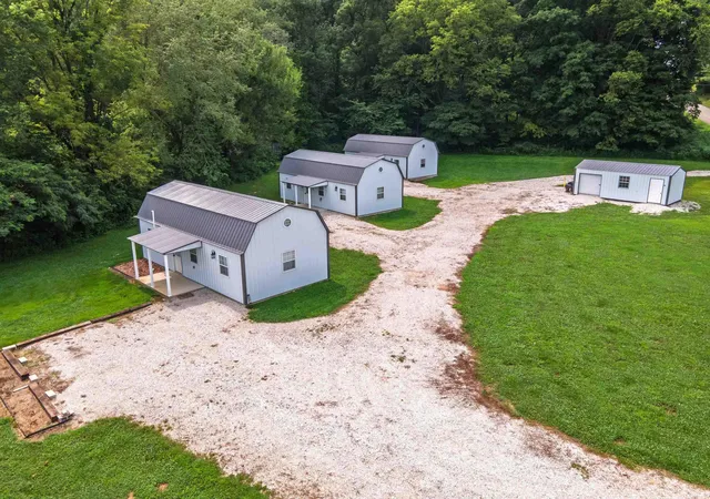 Manufactured home for sale at 5026 N County Rd 375 W, Petersburg, IN 47567 | MLS# 202632354