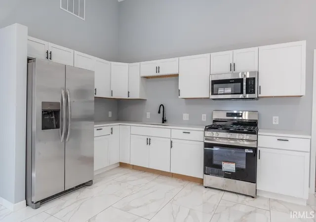 Photo 3 of Manufactured home for sale at 3116 Lillie St, Fort Wayne, IN 46806 | MLS# 202632364 | Listing updated on 2026-08-31