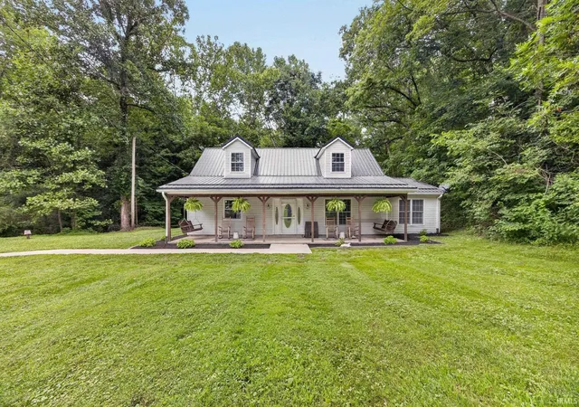 Photo 2 of Manufactured home for sale at 7275 N Ferry Rd, Bloomfield, IN 47424 | MLS# 202632388 | Listing updated on 2026-09-12