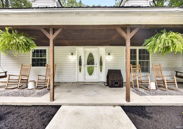 Photo 3 of Manufactured home for sale at 7275 N Ferry Rd, Bloomfield, IN 47424 | MLS# 202632388 | Listing updated on 2026-09-12