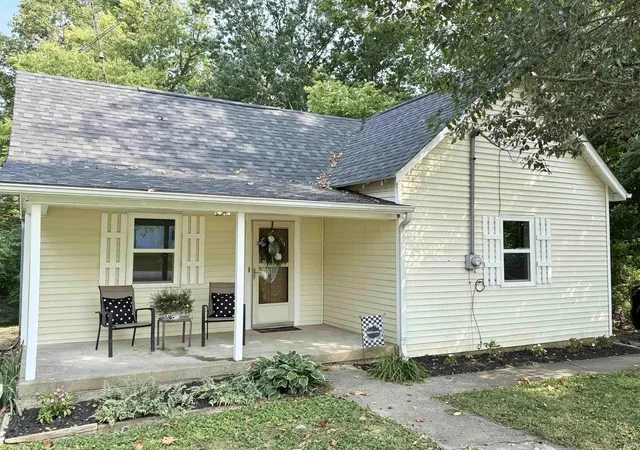 Photo 2 of Manufactured home for sale at 3806 Washington Ave, Bedford, IN 47421 | MLS# 202632395 | Listing updated on 2026-09-15