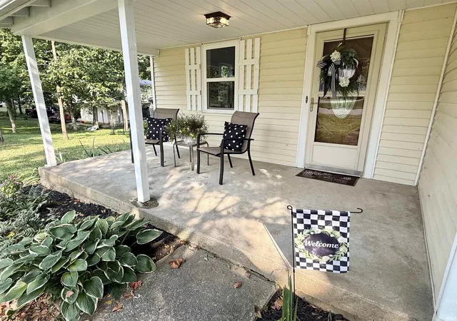 Photo 4 of Manufactured home for sale at 3806 Washington Ave, Bedford, IN 47421 | MLS# 202632395 | Listing updated on 2026-09-15
