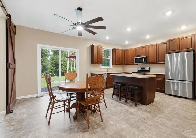 Photo 3 of Manufactured home for sale at 7243 N Red Hl Rd, Ellettsville, IN 47429 | MLS# 202632404 | Listing updated on 2026-08-10
