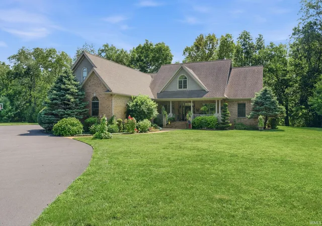 Photo 3 of Manufactured home for sale at 12793 S Springboro Rd, Battle Ground, IN 47920 | MLS# 202632421 | Listing updated on 2026-08-10