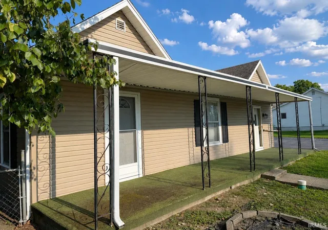 Photo 3 of Manufactured home for sale at 1010 N Bell St, Kokomo, IN 46901 | MLS# 202632428 | Listing updated on 2026-08-10
