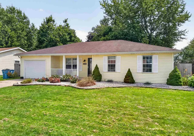 Photo 3 of Manufactured home for sale at 36 Jacks St, Gas City, IN 46933 | MLS# 202632430 | Listing updated on 2026-09-28