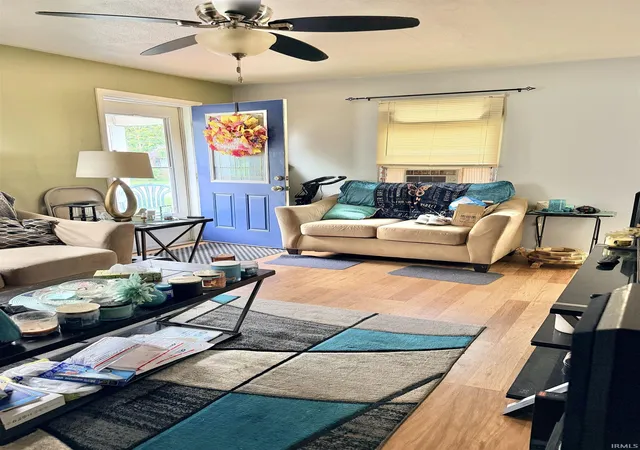 Photo 4 of Manufactured home for sale at 2313 S Grant St, Muncie, IN 47302 | MLS# 202632436 | Listing updated on 2026-09-23