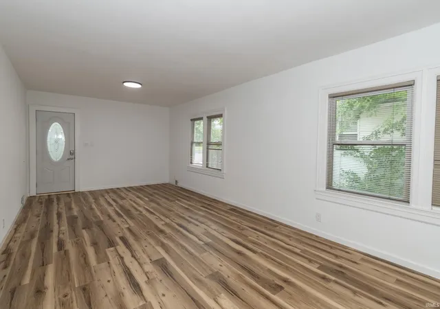 Photo 4 of Manufactured home for sale at 1233 Wilber St, South Bend, IN 46628 | MLS# 202632437 | Listing updated on 2026-09-16