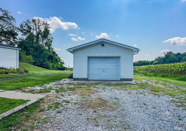 Photo 3 of Manufactured home for sale at 3319 W 50 South Rd, Princeton, IN 47670 | MLS# 202632441 | Listing updated on 2026-09-25