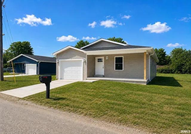 Photo 1 of Manufactured home for sale at 511 College Ave, Mitchell, IN 47446 | MLS# 202632463 | Listing updated on 2026-08-10