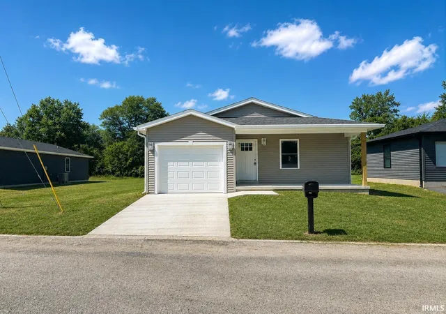 Photo 2 of Manufactured home for sale at 511 College Ave, Mitchell, IN 47446 | MLS# 202632463 | Listing updated on 2026-08-10