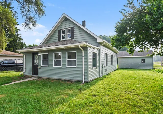 Photo 2 of Manufactured home for sale at 216 Ray St, Mishawaka, IN 46544 | MLS# 202632467 | Listing updated on 2026-09-15