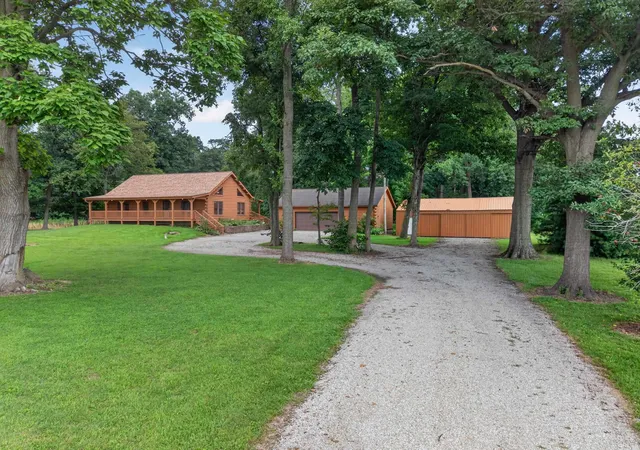 Photo 4 of Manufactured home for sale at 5877 E 900 South, Walton, IN 46994 | MLS# 202632468 | Listing updated on 2026-08-10