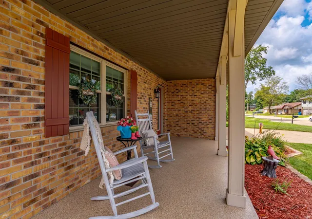Photo 4 of Manufactured home for sale at 2511 Swinging Way Ct, Evansville, IN 47711 | MLS# 202632471 | Listing updated on 2026-09-02
