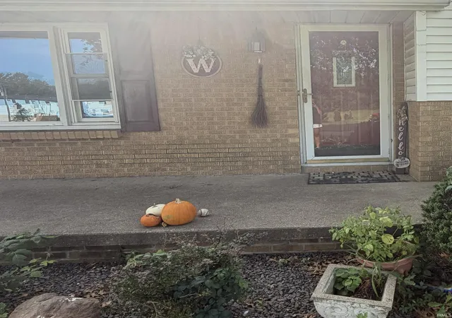 Photo 3 of Manufactured home for sale at 209 N 1st Avenue, Princeton, IN 47670 | MLS# 202632474 | Listing updated on 2026-09-05