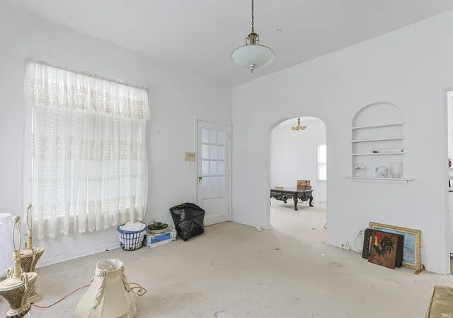 Photo 3 of Sale Pending at 415 Lincoln Way, South Bend, IN 46601 | MLS# 202632475 | Listing updated on 2026-09-15