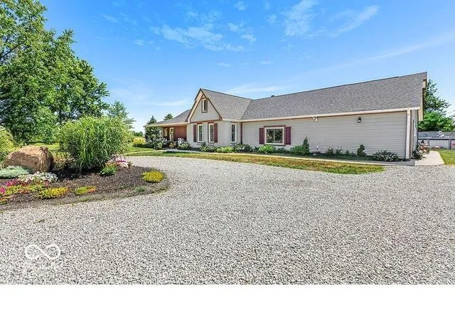 Photo 2 of Manufactured home for sale at 4720 S 50 East Rd, Lebanon, IN 46052 | MLS# 202632476 | Listing updated on 2026-08-10