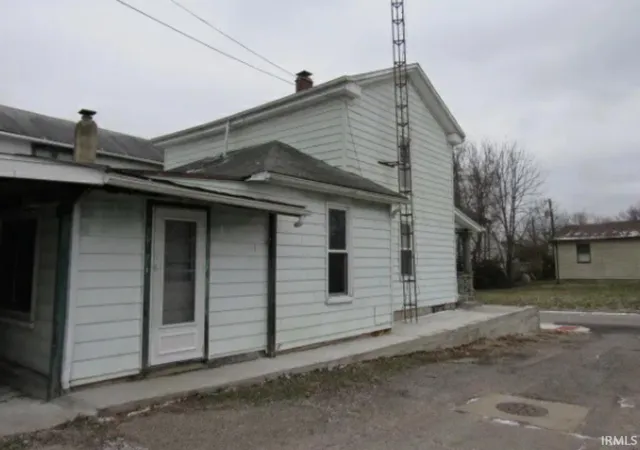 Photo 3 of Manufactured home for sale at 80 Nw H St, Richmond, IN 47374 | MLS# 202632477 | Listing updated on 2026-08-10