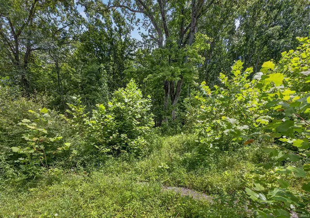 Photo 1 of Land for sale at Tbd Riley Blvd Lot 1, Bedford, IN 47421 | MLS# 202632503 | Listing updated on 2026-08-10