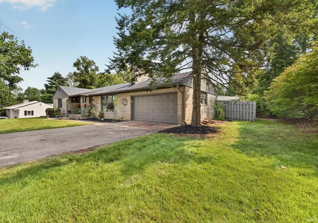 Photo 3 of Manufactured home for sale at 2430 N Fritz Dr, Bloomington, IN 47408 | MLS# 202632526 | Listing updated on 2026-09-03