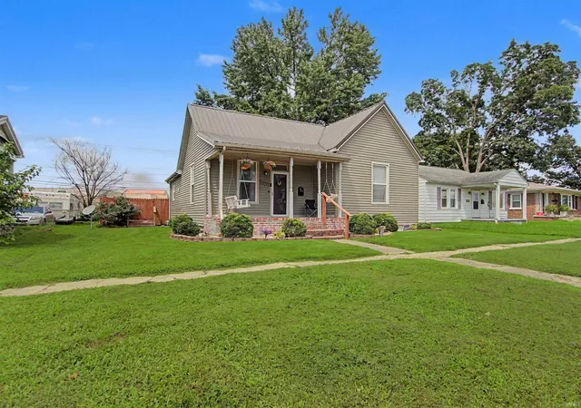 Photo 4 of Manufactured home for sale at 1107 E 5th Street, Mount Vernon, IN 47620 | MLS# 202632532 | Listing updated on 2026-08-11