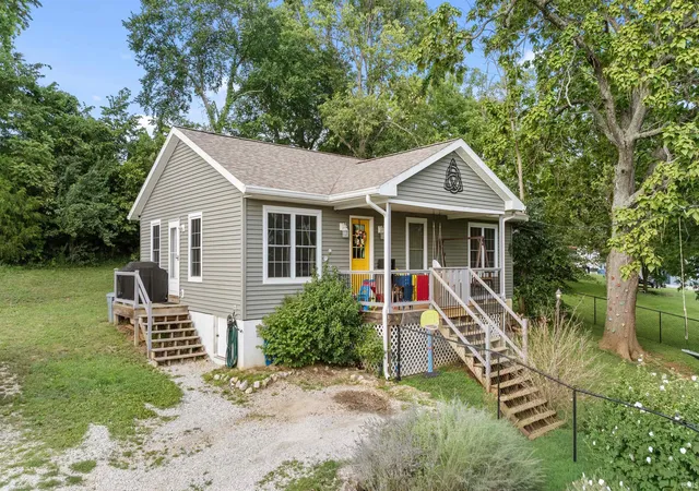 Photo 1 of Manufactured home for sale at 316 W Thornton St, Paoli, IN 47454 | MLS# 202632546 | Listing updated on 2026-08-11