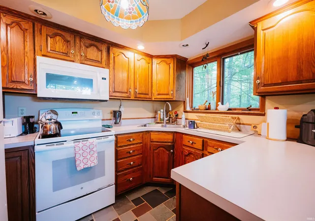 Photo 4 of Manufactured home for sale at 8310 N Low Gap Rd, Unionville, IN 47468 | MLS# 202632548 | Listing updated on 2026-08-11