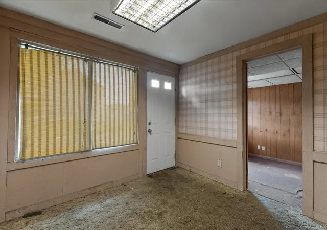 Photo 3 of Manufactured home for sale at 113 W Fairview Ave, South Bend, IN 46614 | MLS# 202632555 | Listing updated on 2026-09-02