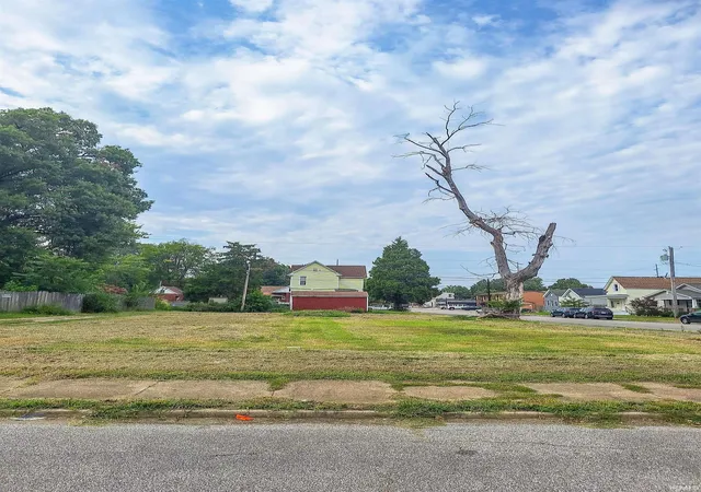 Photo 2 of Land for sale at 1003 W Iowa St, Evansville, IN 47710 | MLS# 202632566 | Listing updated on 2026-08-11