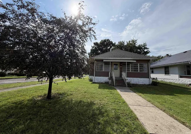 Photo 1 of Sale Pending at 1325 S Courtland Ave, Kokomo, IN 46902 | MLS# 202632570 | Listing updated on 2026-08-24